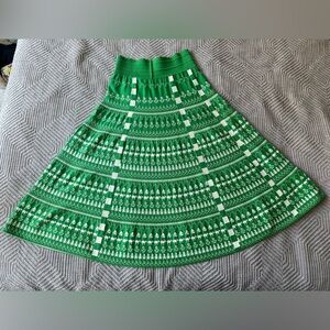 Molli green white elastic waist cotton-blend skirt adorable farm print size S